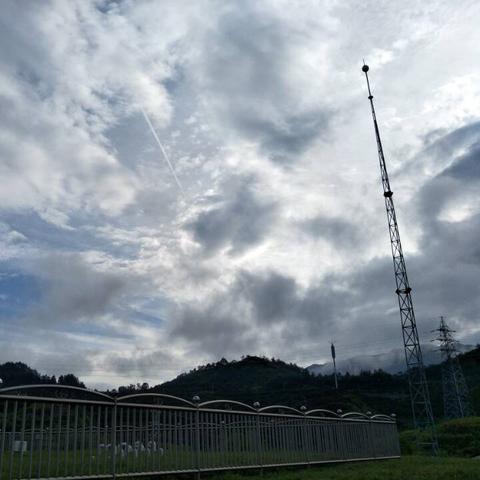 台风帕卡实时位置与影响解析